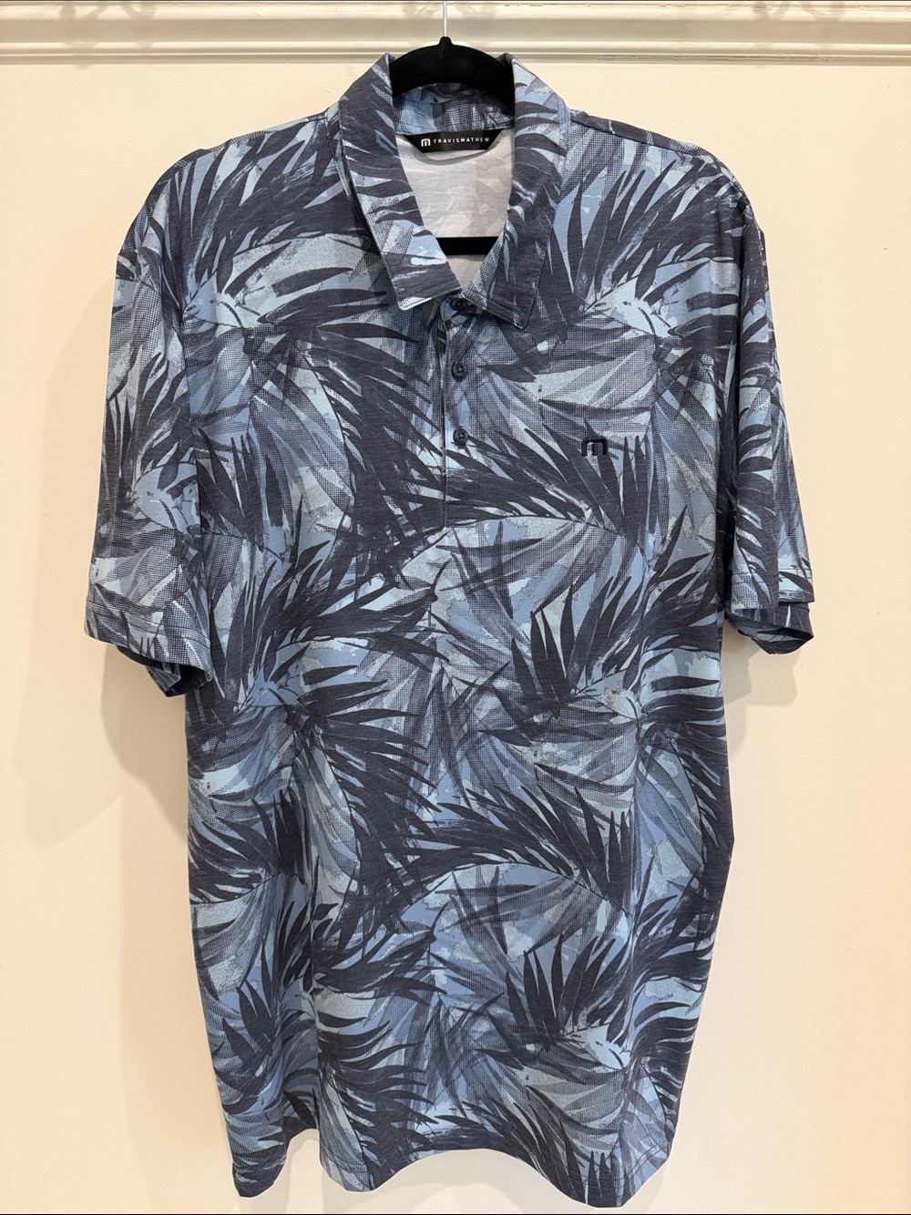 Travis Mathew Navy and Light Blue Palm-Print Short Sleeve Polo